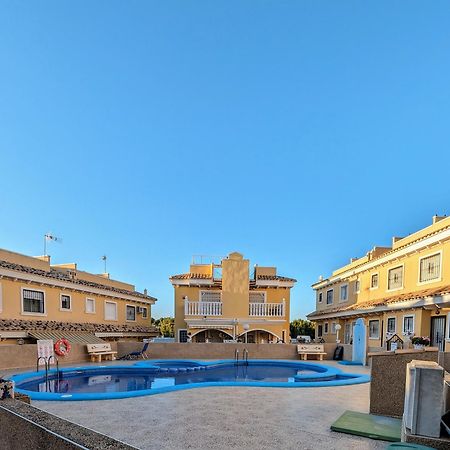 2 Bedroom Algorfa Townhouse With Pool Castillo de Montemar Ngoại thất bức ảnh