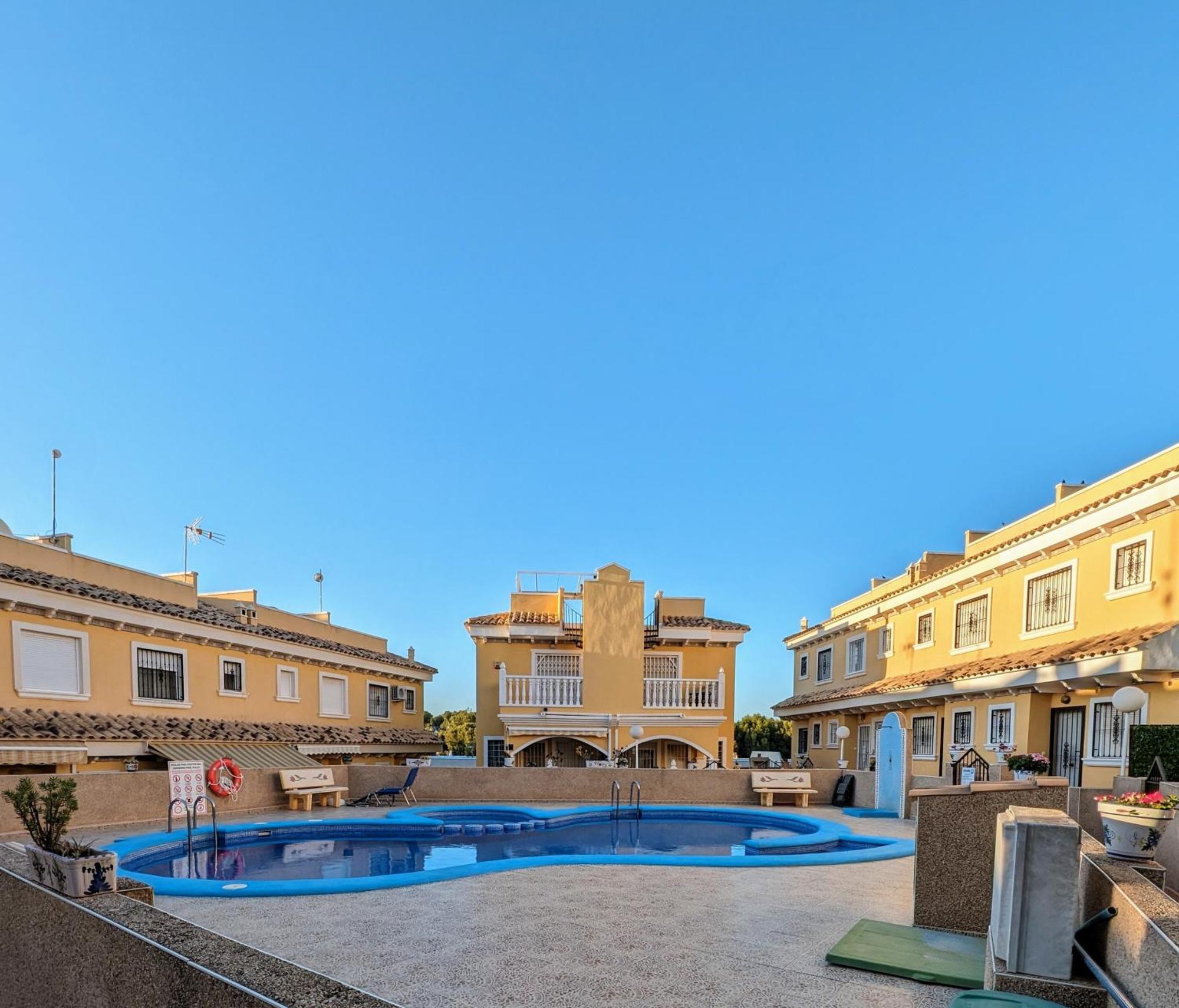 2 Bedroom Algorfa Townhouse With Pool Castillo de Montemar Ngoại thất bức ảnh